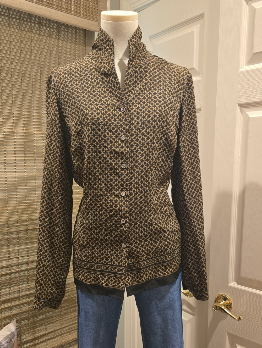 Liz Claiborne Black and Tan Geometric Button-Front Shirt